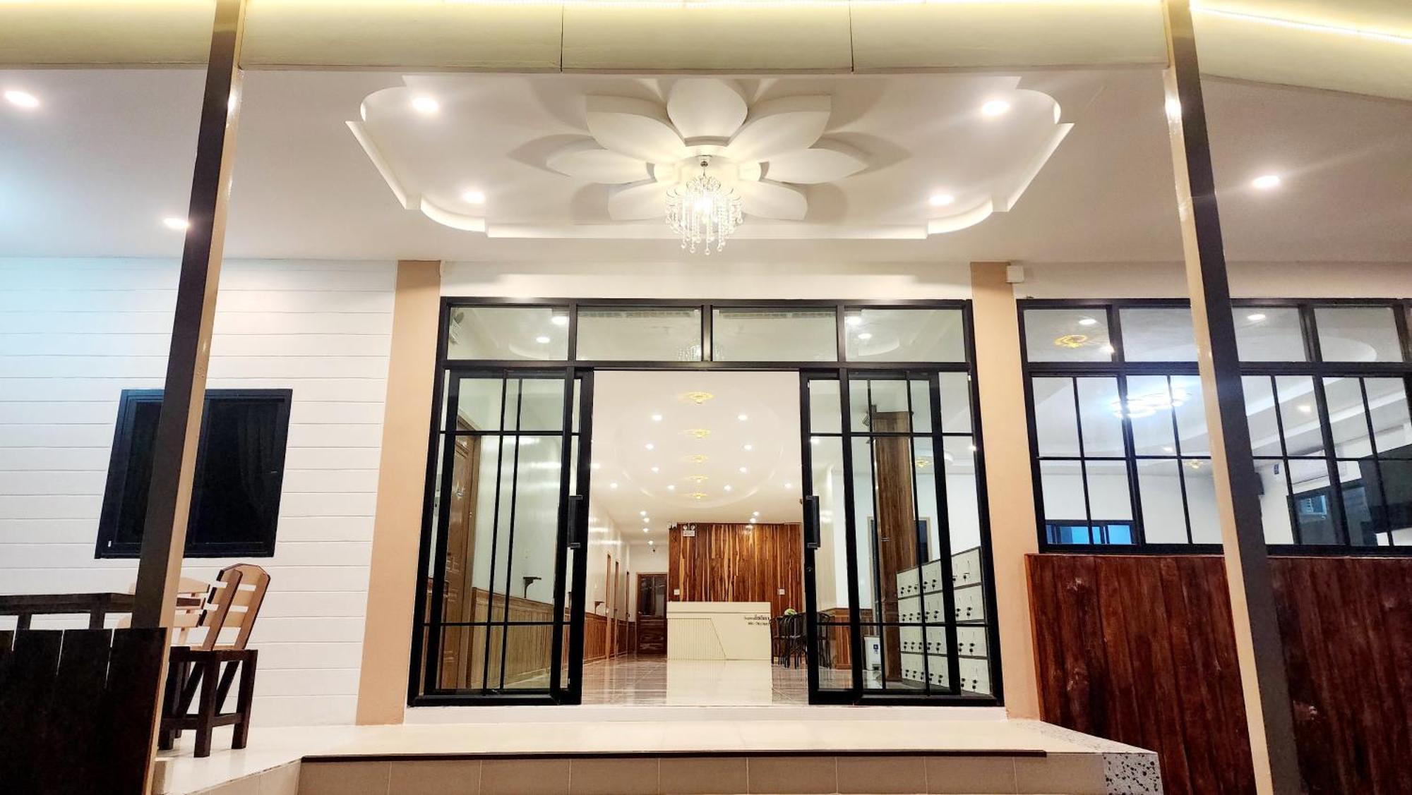 Chotika Hotel โรงแรมโชติกา ณ เชียงคาน Exterior foto